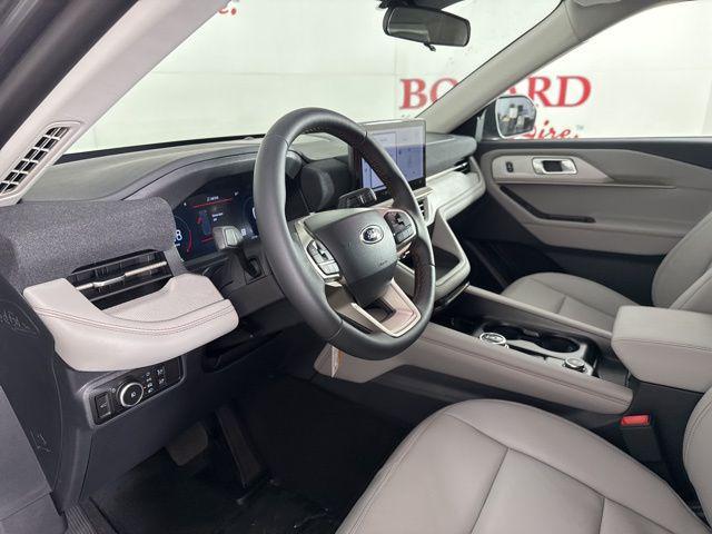 new 2025 Ford Explorer car, priced at $42,907