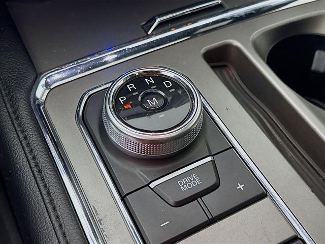 used 2021 Ford Expedition car, priced at $34,000