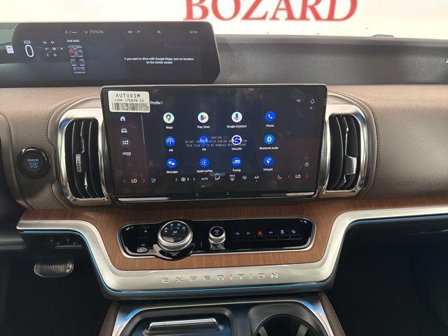 new 2025 Ford Expedition Max car, priced at $89,645