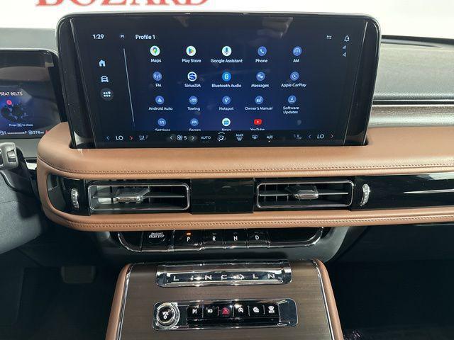 new 2025 Lincoln Aviator car, priced at $61,293