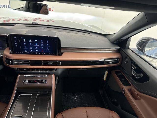 new 2025 Lincoln Aviator car, priced at $61,293