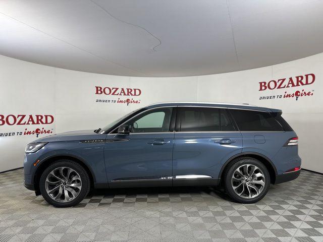 new 2025 Lincoln Aviator car, priced at $61,293