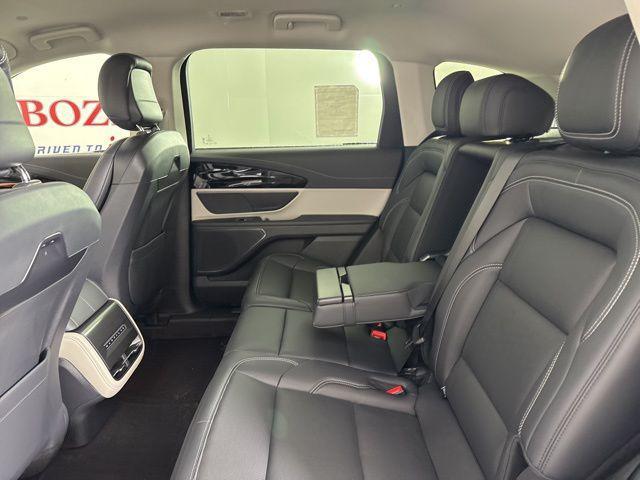 new 2025 Lincoln Nautilus car, priced at $48,976