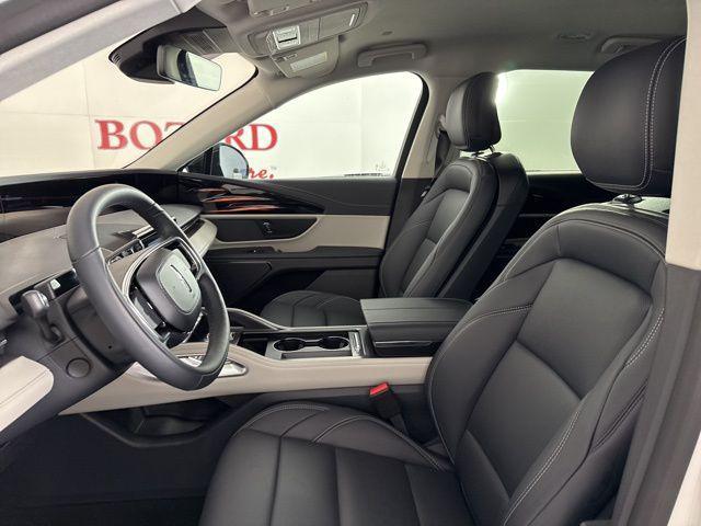 new 2025 Lincoln Nautilus car, priced at $48,976