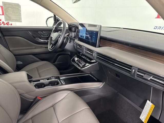 new 2025 Lincoln Corsair car, priced at $53,595