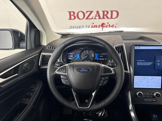 new 2024 Ford Edge car, priced at $37,106