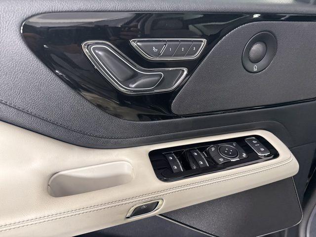 new 2025 Lincoln Aviator car, priced at $65,270