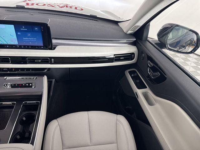 new 2025 Lincoln Aviator car, priced at $65,270