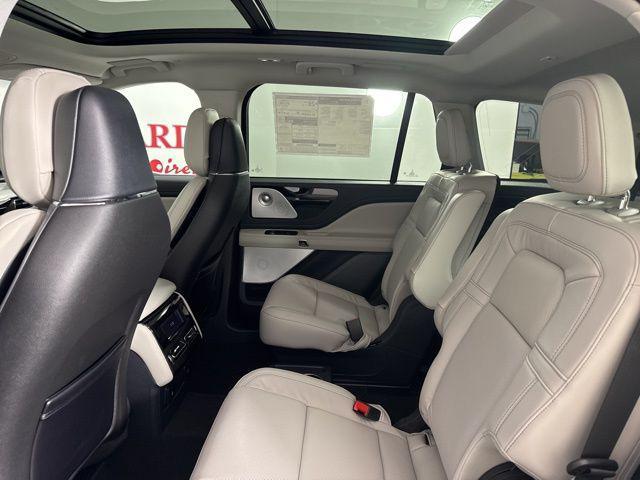 new 2025 Lincoln Aviator car, priced at $69,127