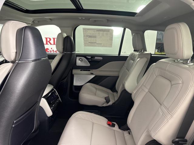 new 2025 Lincoln Aviator car, priced at $74,659