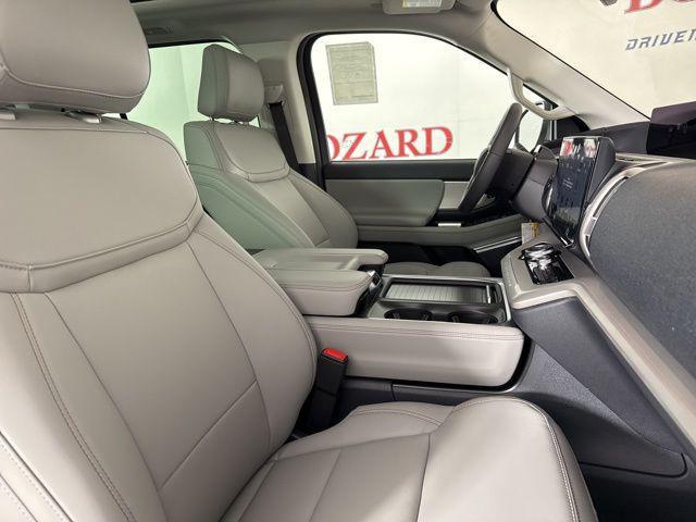 new 2025 Ford Expedition car, priced at $66,841