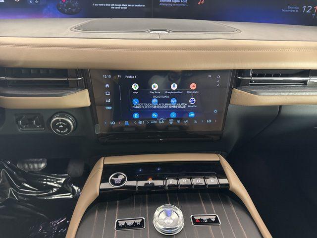 new 2025 Lincoln Navigator car, priced at $118,435