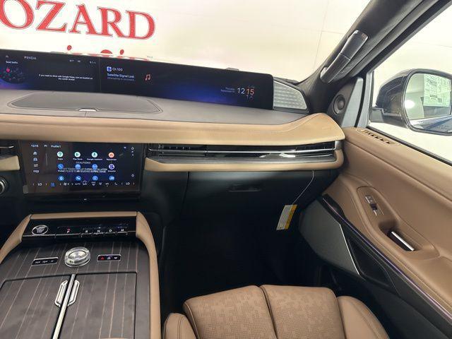 new 2025 Lincoln Navigator car, priced at $118,435