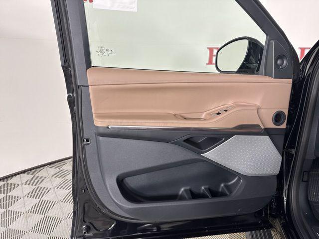 new 2025 Lincoln Navigator car, priced at $118,435