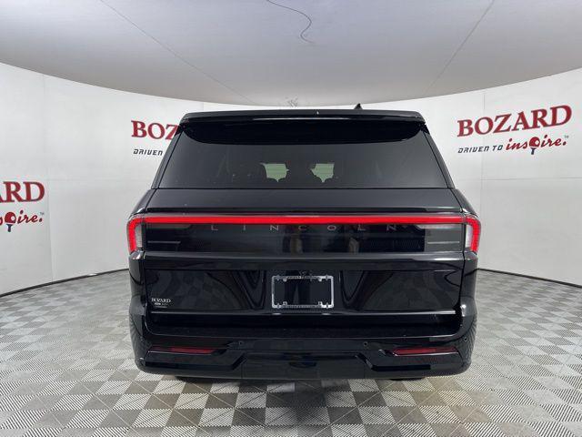 new 2025 Lincoln Navigator car, priced at $118,435