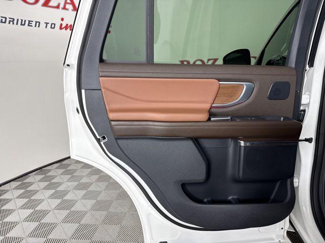 new 2025 Ford Expedition car, priced at $84,971
