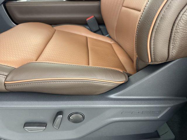 new 2025 Ford Expedition car, priced at $84,971