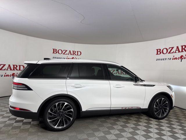 new 2025 Lincoln Aviator car, priced at $71,233