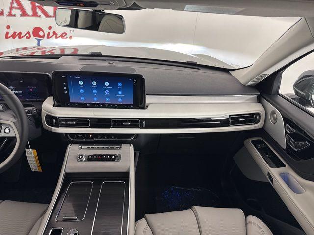 new 2025 Lincoln Aviator car, priced at $69,658