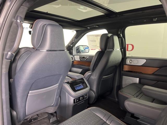 new 2024 Lincoln Navigator car, priced at $111,370