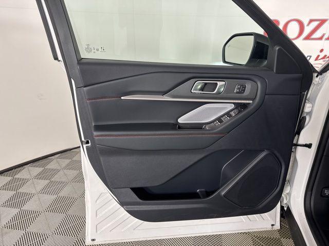 new 2025 Ford Explorer car, priced at $62,378