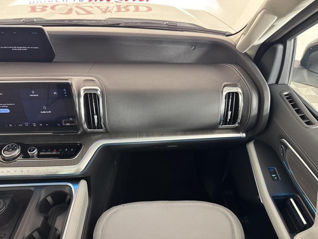 new 2025 Ford Expedition Max car, priced at $94,050