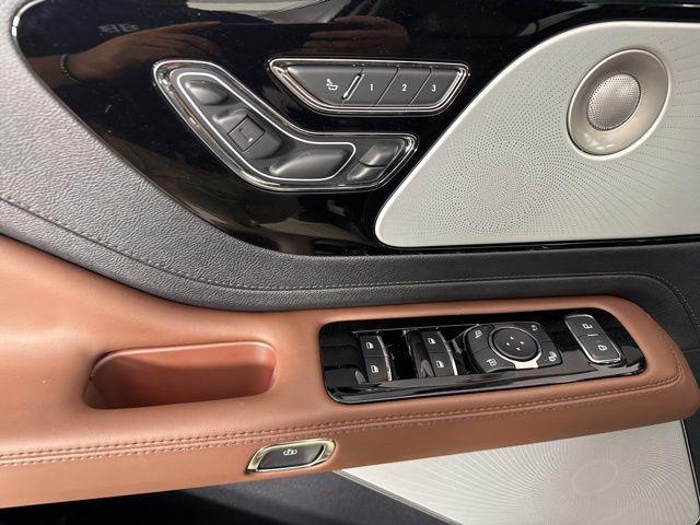 new 2025 Lincoln Aviator car, priced at $68,020