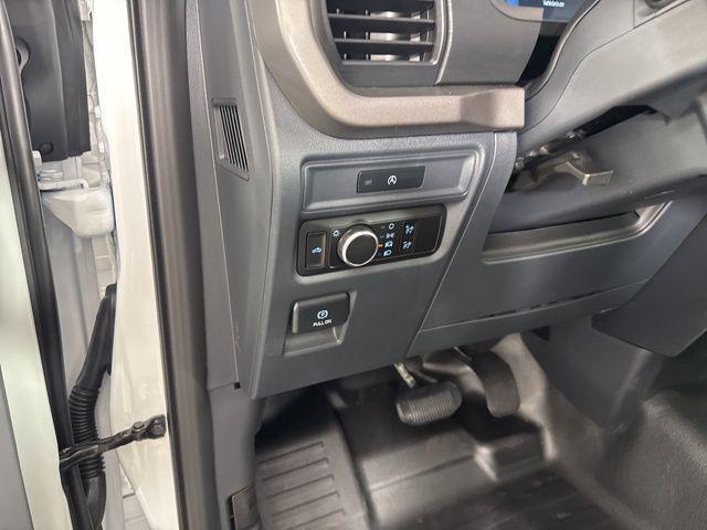 new 2025 Ford F-150 car, priced at $46,670