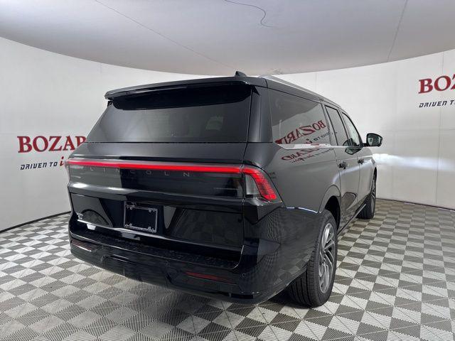 new 2025 Lincoln Navigator car, priced at $100,973