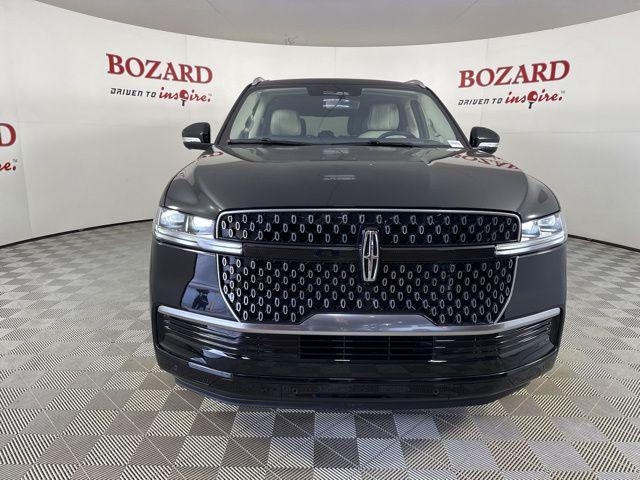 new 2025 Lincoln Navigator car, priced at $100,973