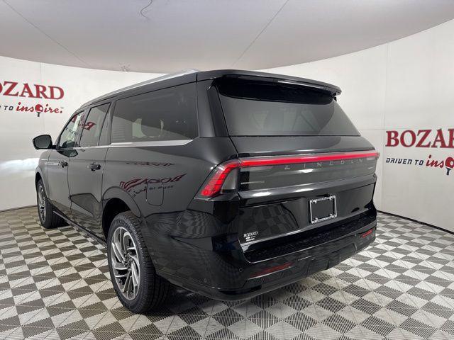 new 2025 Lincoln Navigator car, priced at $100,973