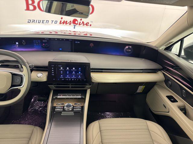 new 2025 Lincoln Nautilus car, priced at $65,064
