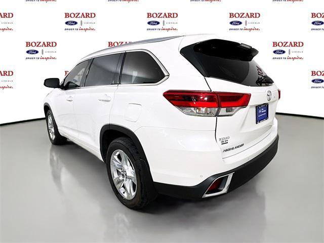 used 2019 Toyota Highlander car, priced at $28,000