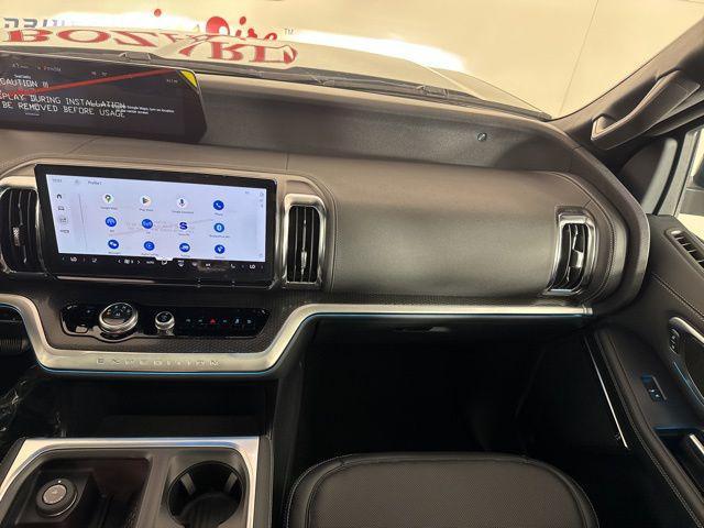 new 2025 Ford Expedition Max car, priced at $91,085