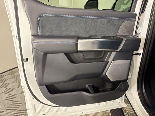 new 2025 Ford F-250 car, priced at $94,283