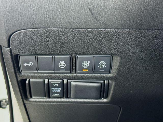used 2020 Nissan Armada car, priced at $33,000