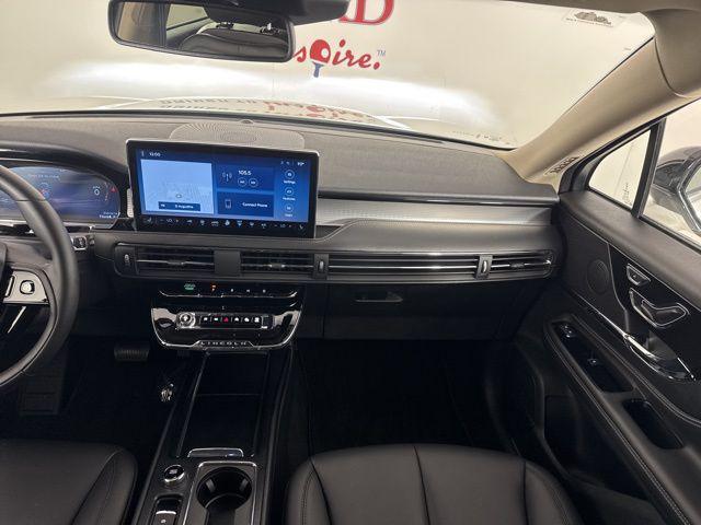 new 2025 Lincoln Corsair car, priced at $39,627