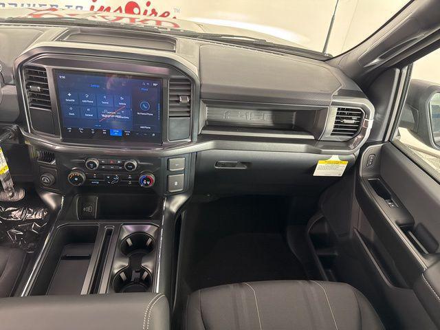 new 2025 Ford F-150 car, priced at $40,928