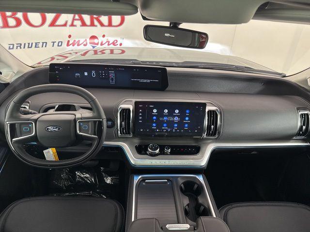new 2025 Ford Expedition car, priced at $79,391