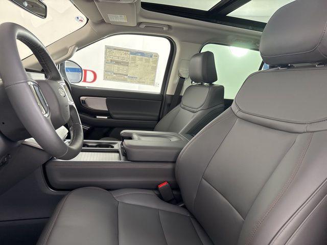 new 2025 Ford Expedition car, priced at $68,270
