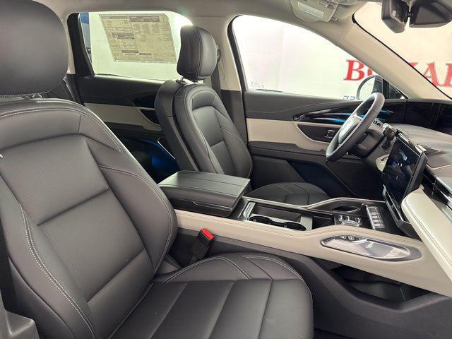 new 2025 Lincoln Nautilus car, priced at $51,046