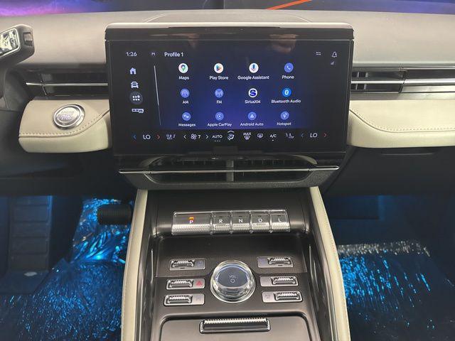 new 2025 Lincoln Nautilus car, priced at $48,976