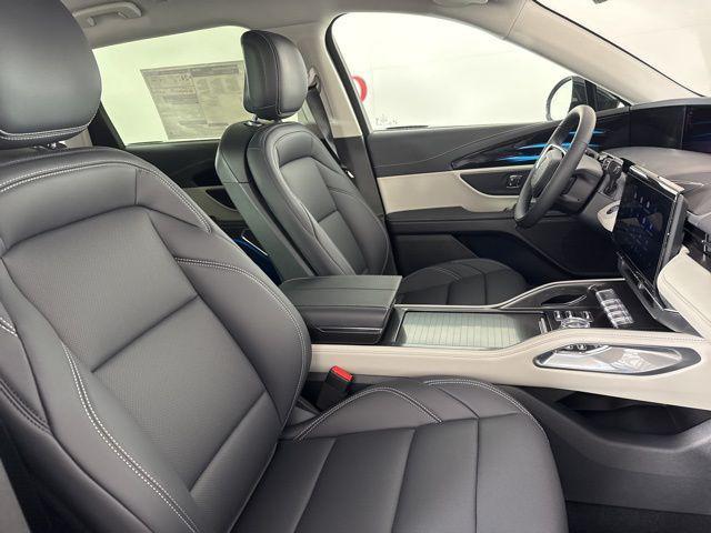 new 2025 Lincoln Nautilus car, priced at $48,976
