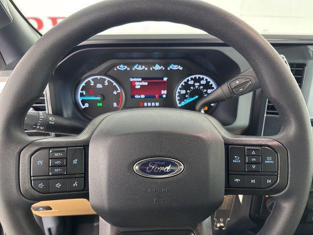 new 2025 Ford F-250 car, priced at $62,373