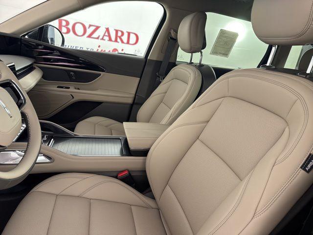 new 2025 Lincoln Nautilus car, priced at $56,194