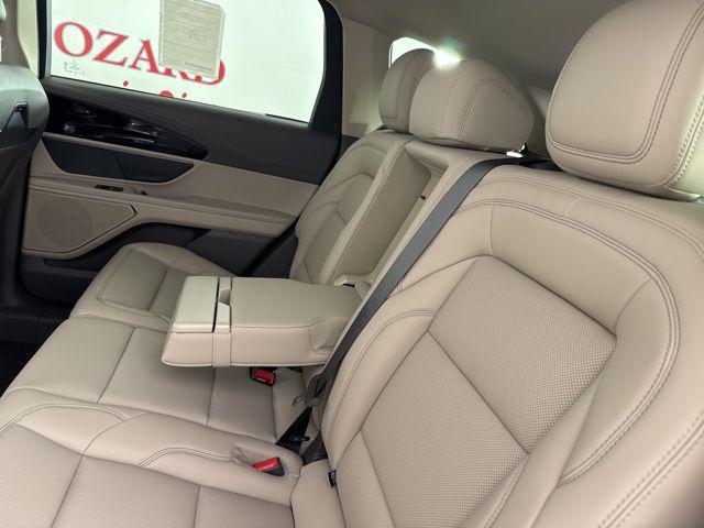 new 2025 Lincoln Nautilus car, priced at $56,194