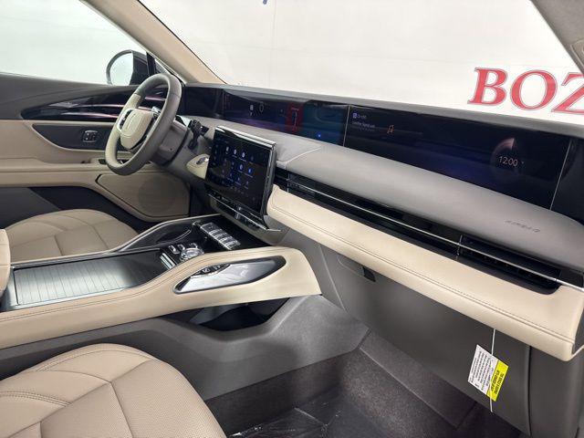 new 2025 Lincoln Nautilus car, priced at $56,194