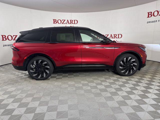 new 2025 Lincoln Nautilus car, priced at $64,317