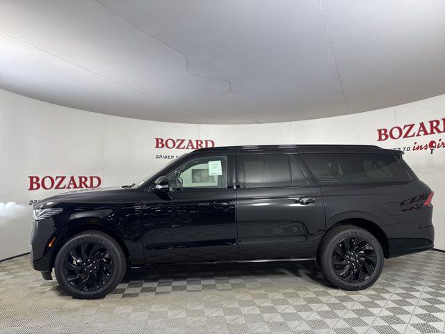 new 2025 Lincoln Navigator car, priced at $103,333