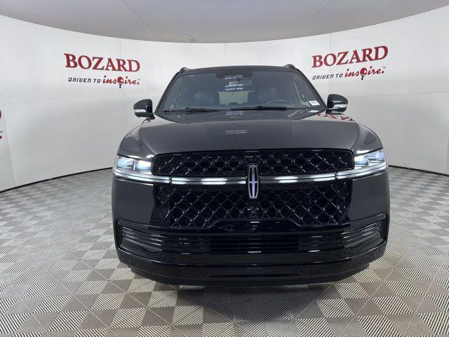 new 2025 Lincoln Navigator car, priced at $103,333